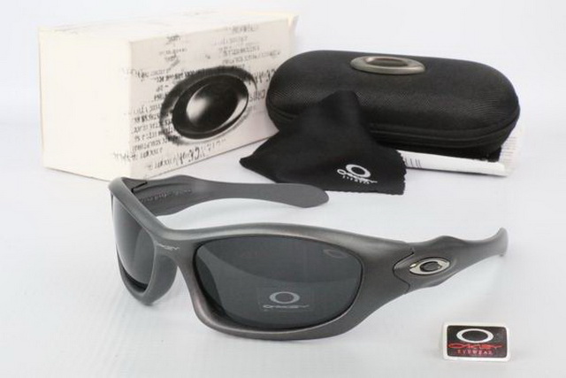 Oakley Boutique Sunglasses 098